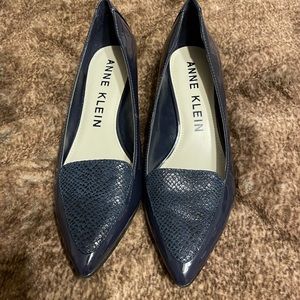 Anne Klein Navy Pumps Sz 8